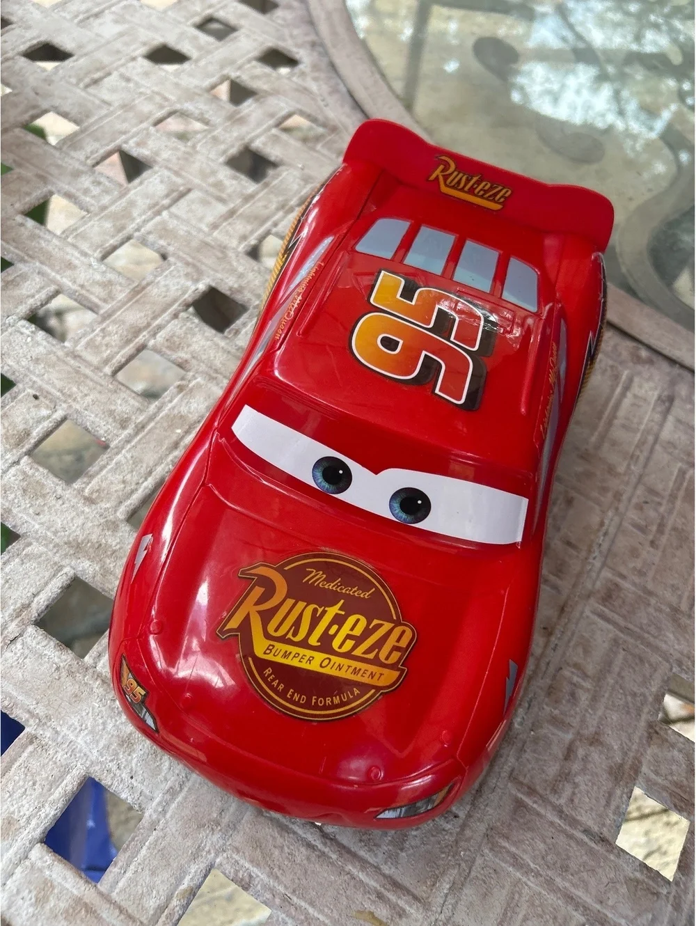 Disney Pixar Cars Lightning McQueen Toy Car